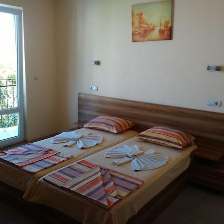 Fits Guest House Primorsko Exterior foto