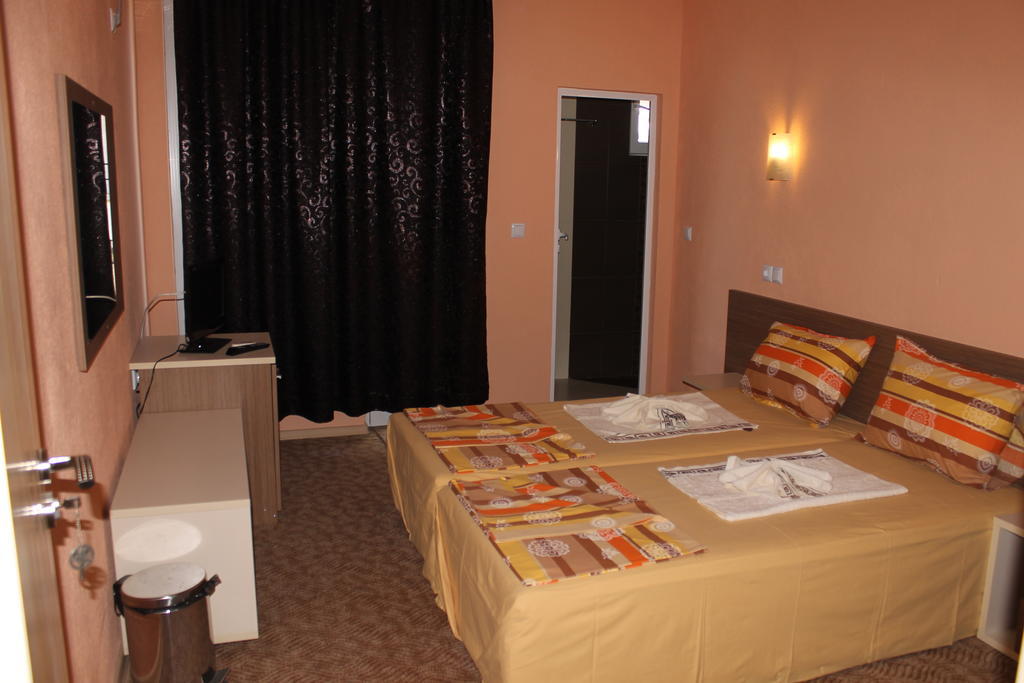 Fits Guest House Primorsko Habitación foto